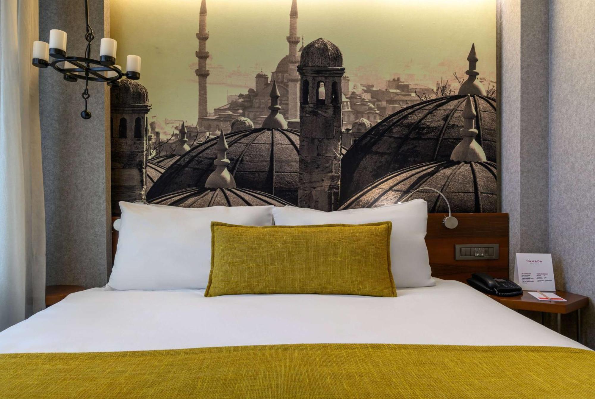 Ramada By Wyndham Istanbul Grand Bazaar Hotel Exterior photo